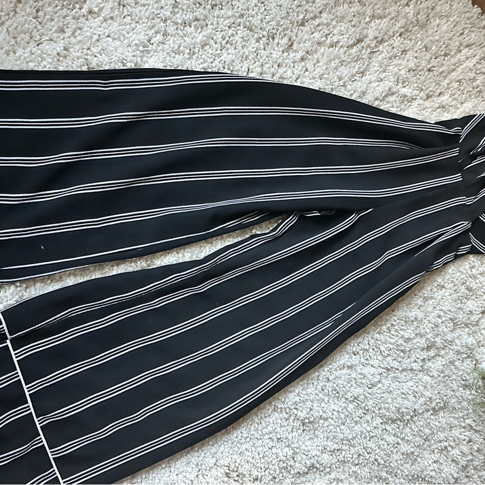 Row A long striped sexy deep v evening going out romper flowy pant jumps… - Picture 4 of 4